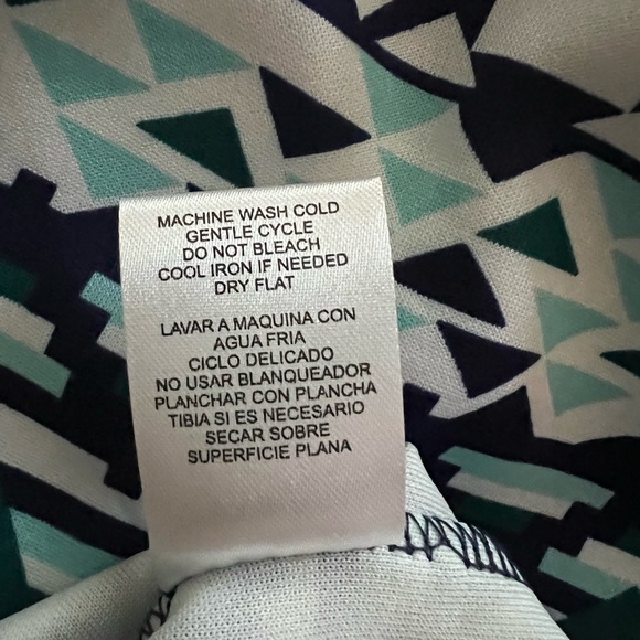 Geometric Print Mini Dress - Picture 5 of 6